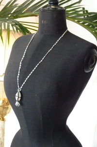 Antikes Perlenhalsband mit Anhänger, 1920er