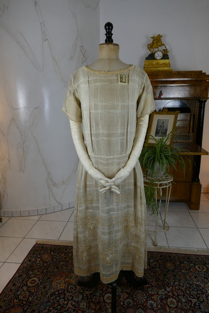 1920-1929 Antique Dresses ANTIQUE GOWN 1920-1929 Antique Dresses ANTIQUE GOWN