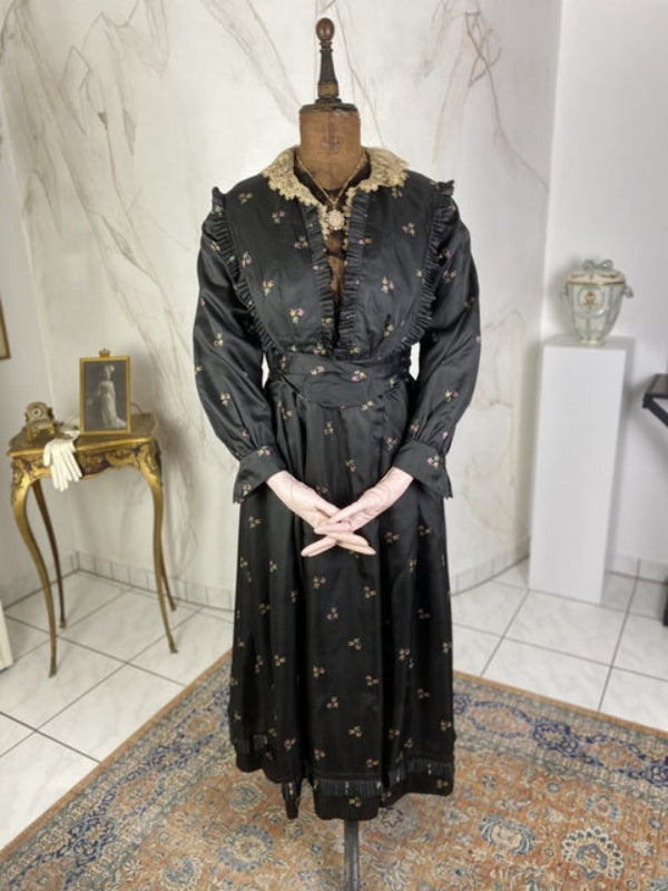 1914-1919 Antique Dresses ANTIQUE GOWN 1914-1919 Antique Dresses ANTIQUE GOWN