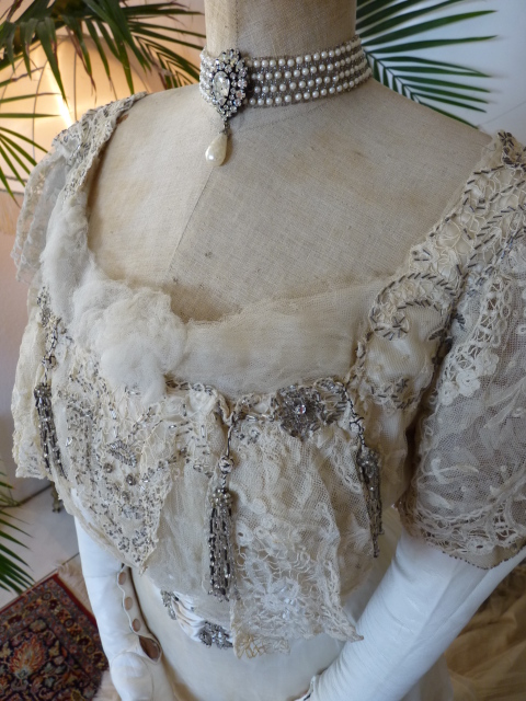 BUZENET Ball Gown, Paris, ca. 1903 - www.antique-gown.com