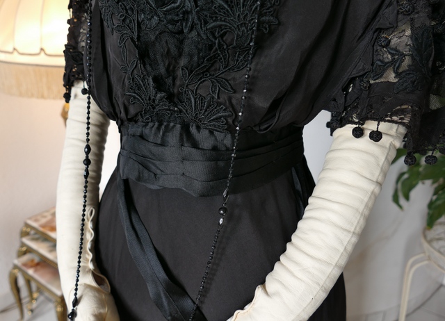 DRECOLL Evening Dress, ca. 1906 - www.antique-gown.com