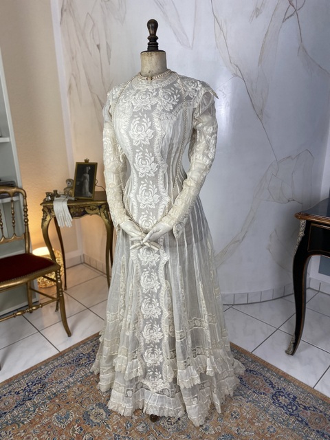 Lingerie Dress, ca. 1908 - www.antique-gown.com