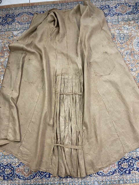 Travel Coat and Bag, America, ca. 1878 - www.antique-gown.com