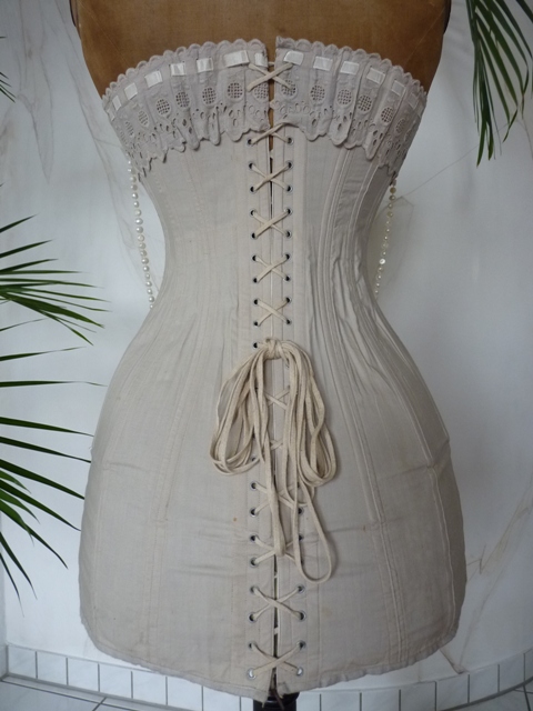 Triumph corset